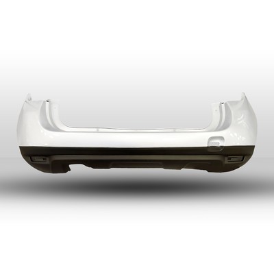 Бампер задний в цвет кузова Renault Duster (11 - 15 год). Белый (Blanc Glacier 369)